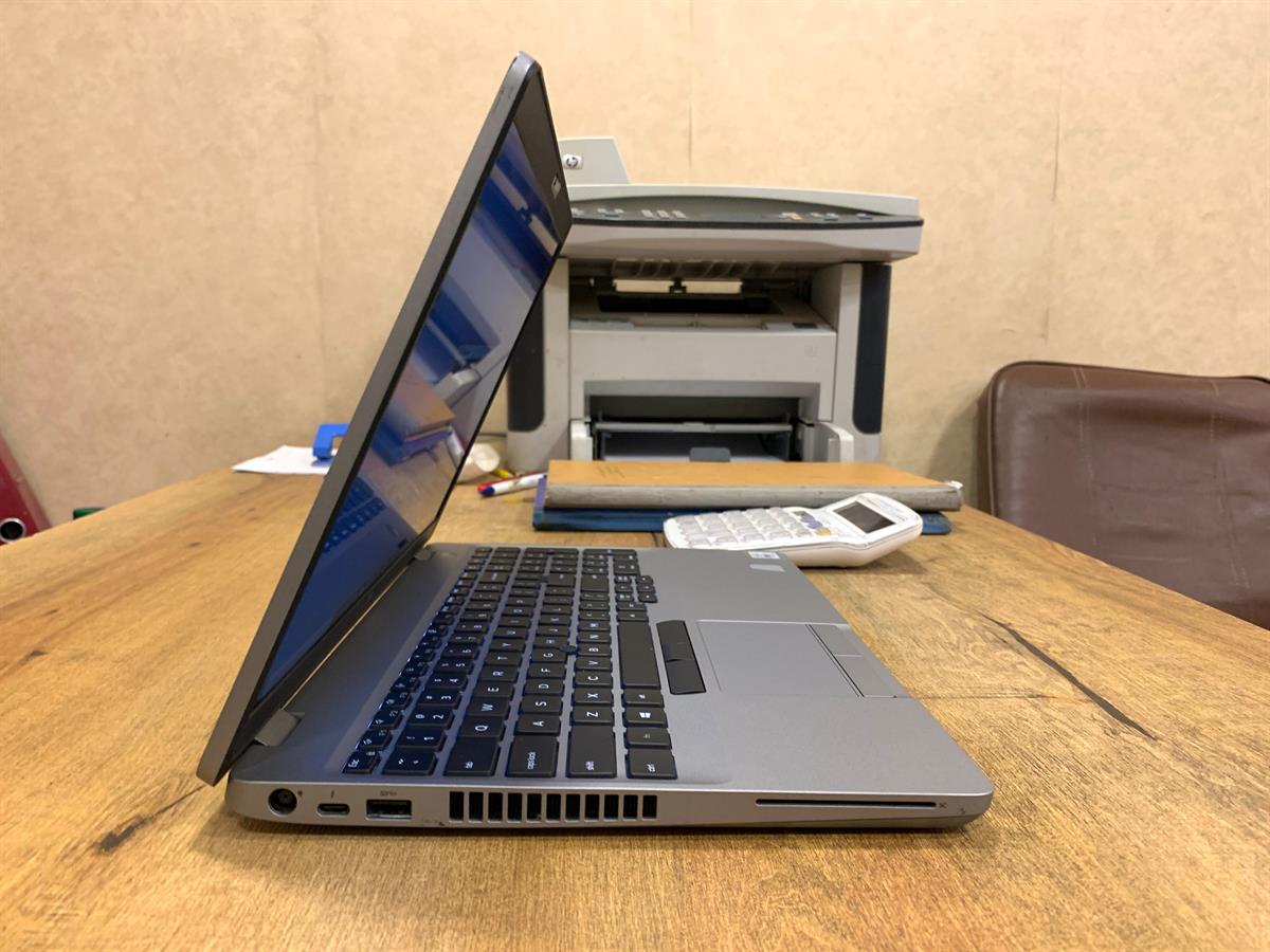 Dell Latitude 5510 Core i5 10th  Generation 8GB Ram 256GB SSD Hard disk,  Camera Charger 15.0” Display – Slightly Used laptop